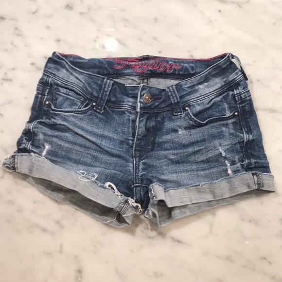 dELiA*s Pants - Juniors Delia’s Shorts